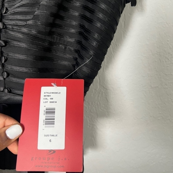 JS Collections Sweetheart Neckline Mock Two Piece Mesh and Satin Dress - Picture 7 of 10